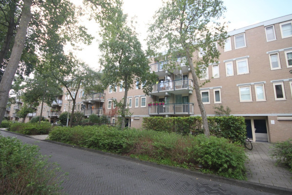 appartementen te huur op Steenderenstraat 51